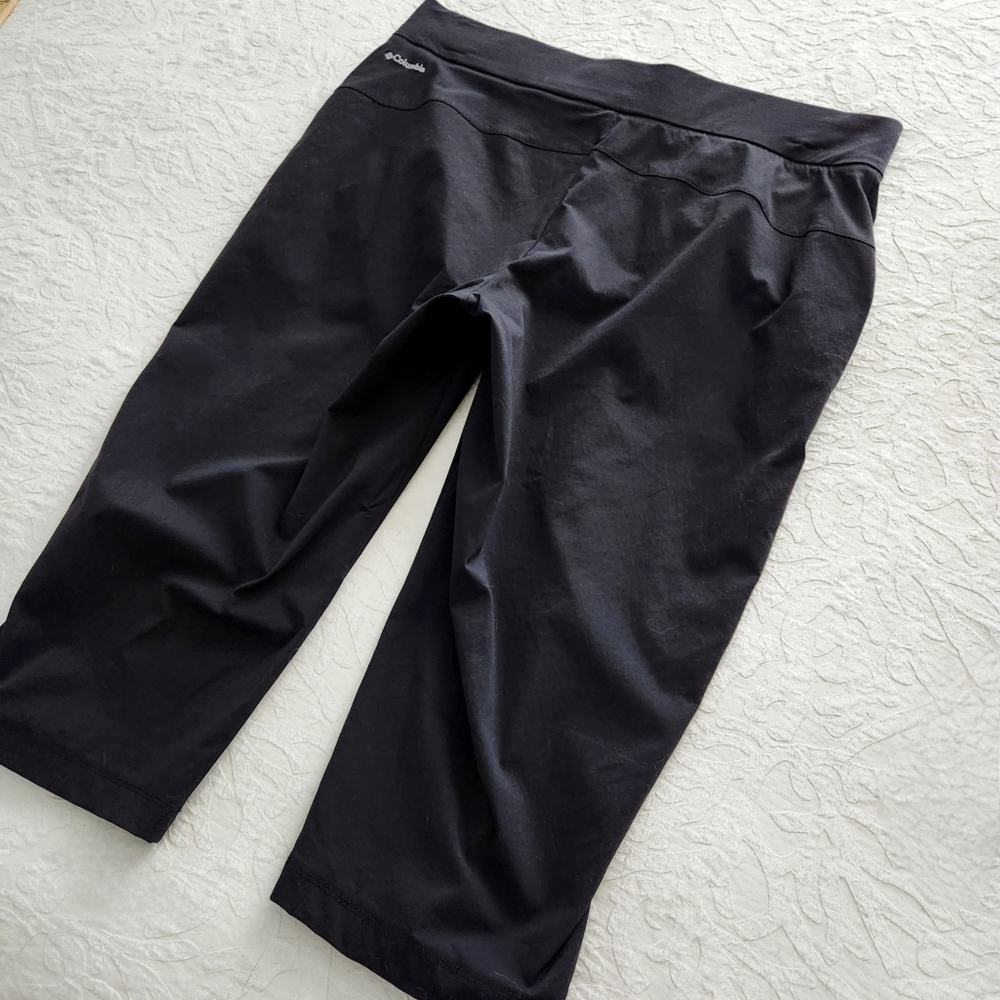 Columbia Omni-Shield Black Cropped Pull-On Pants With Hand Pockets, Size Large - Picture 6 of 15